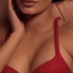 Sonali Raut Instagram - ❤️❤️❤️❤️!!!! Photography @rohitzutshi17 Video by @fanil_rajgor Hair makeup @manojkagdamakeuphair Styling @kavita_sonchatra Editor @bhaktya_18 Production @elements_9 #photography #photooftheday #video #shootmode #fitness #hot #glamour #videocreator #sonaliraut