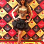 Sonali Raut Instagram - About lastnight performing for @ballyscolombosrilanka, bringing in 2020 in the most gorgeous way!!! Managed by @moushumibanerji #casino #casinotime #event #newyearbash #workmode #actor #performer #glamorous #love #peace #joy #happiness #2020