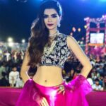 Sonali Raut Instagram - Some More dandiya event pictures!!!! #event #dandiya #dance #appearance #ethenic #indowestern #festivalfashion #navratri2019 #beautiful #bollywood #actorlife