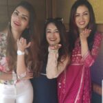 Sonali Raut Instagram - #ganeshutsav #family #friends #ganpati #celebration #fun