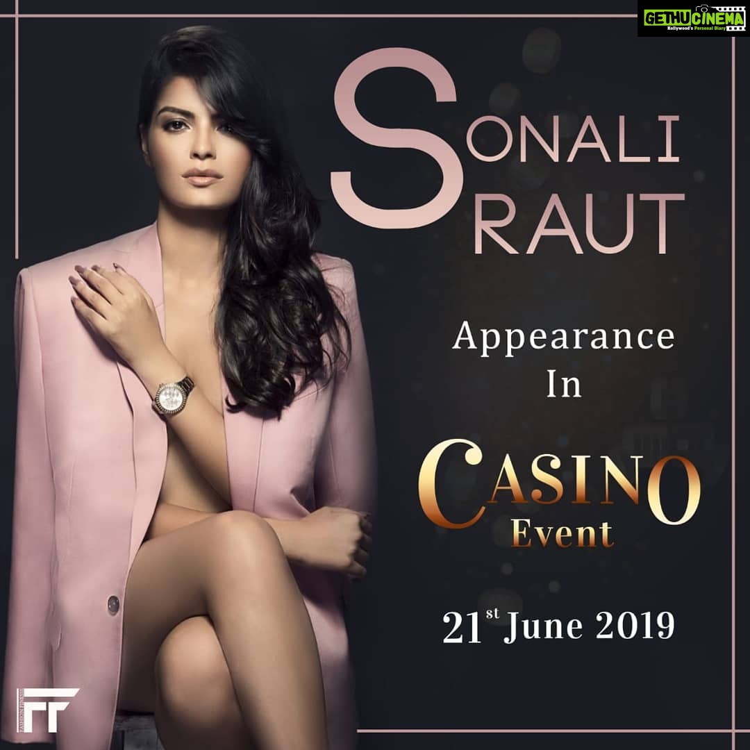 Sonali Raut Instagram - Casino time!!! Its Goa ...Super Excited...see you there!!!! @moushumibanerji #casino #event #weekend #travel #appearance #fun #work #goa #pride #casinotime