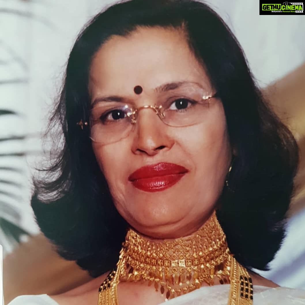 Sonali Raut Instagram - A diamond is rare but you are rarer. Most importantly you are my mother and I love you very much.Wishing you a grand #birthday #birthday #happybirthdaymom #love #care🎂
