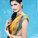 Sonali Raut Instagram - Elegance is when the inside is as beautiful as outside!!!! #saree #sexy #traditional #photography #indian