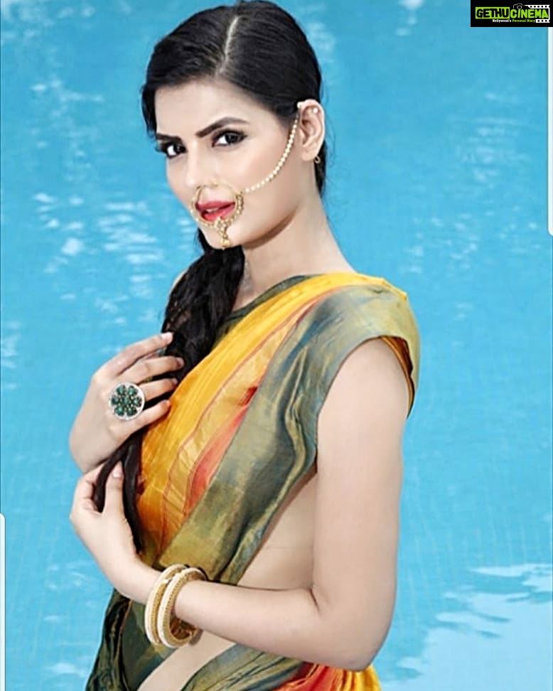 Sonali Raut Instagram - Elegance is when the inside is as beautiful as outside!!!! #saree #sexy #traditional #photography #indian