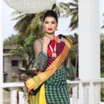 Sonali Raut Instagram – I love unique things that not everyone has. I believe its all about how you wear an outfit, not how much it costs or where it’s from.
Concept and Styled by @arrnavb
Photography by @munnasphotography
Saree : @idiot_theory
Jewelry : @statementsbyfr
Place courtesy @whitepalace0