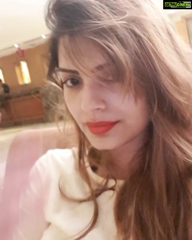 Sonali Raut Instagram - Hi hi bye bye!!! #family #neices #funtime #kids #huggies