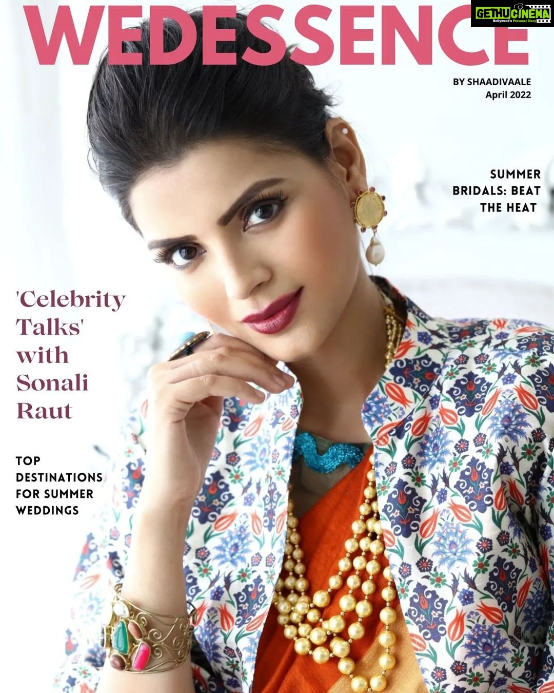 Sonali Raut Instagram - Got featured on the cover!!! Credits : @shaadivaale @leenakapoorchhabra Magazine: WedEssence by @shaadivaale Photography- @munnasphotography Hair makeup @rupagupta45 Styling and jewelry @idiot_theory Jacket @geetahanda_ Artist Reputation management @shimmerentertainment @lathiwalatasneem @namita_rajhans_ PR/Shoot Managed by - @akshatamanikpurkar
