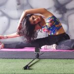 Sonali Raut Instagram - I think happiness is what makes you pretty. Period. Happy people are beautiful. They become like a mirror and they reflect that happiness. Train yourself to be happy. #SaturdayMotivation #saturdaythoughts