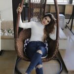Sonali Raut Instagram - Chilling and killing!!! #Stylish #chill #mystyle #fullswing😉😉