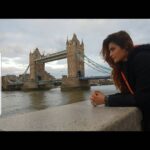 Sonali Raut Instagram - An evening in Paris!!!!🤣😋😋 #londondiaries #londonbridge #evening London