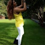 Sonali Raut Instagram - Sunshine!!!! #sunnydays #sun #happy #london #whiteandyellow Mayfair London