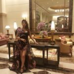 Sonali Raut Instagram - There is no need to dress like everyone else. It's more fun to create your own style. At Hindustan Times presents Real Estate Awards 2018. Outfit courtesy @rsbyrippiisethi @hindustantimes
