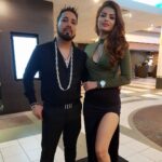 Sonali Raut Instagram - His Chain ...My Watch His Spikes ...My Curls He's cool .....Me too hot to handle. #producerMika #ukshoot #londondiaries #grandentry @mikasingh London, United Kingdom