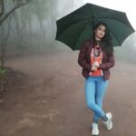 Sonali Raut Instagram - You pray for rain, you gotta deal with mud too. That s part of it. #truemumbaikar #feelingduringmonsoon #rains #rainlover #rainsucks #mixedfeelings