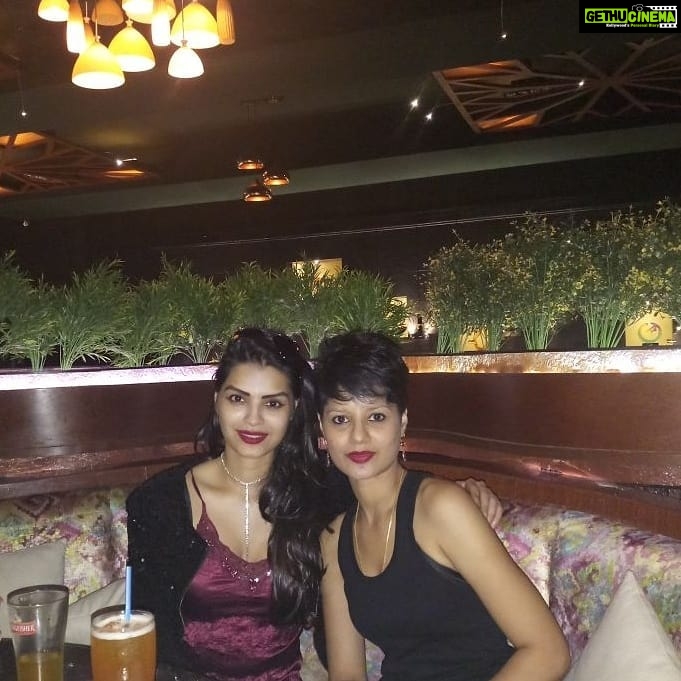 Sonali Raut Instagram - Funtime!!!! #family #sister #neice #birthday #celebrations #love #bond #notmybirthday