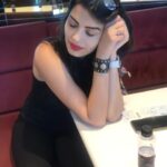 Sonali Raut Instagram - Hate delayed flight!!! #lateflight #work #delay #waiting #bommerang #bored #mumbai #goa Chatrapati Shivaji International Airport