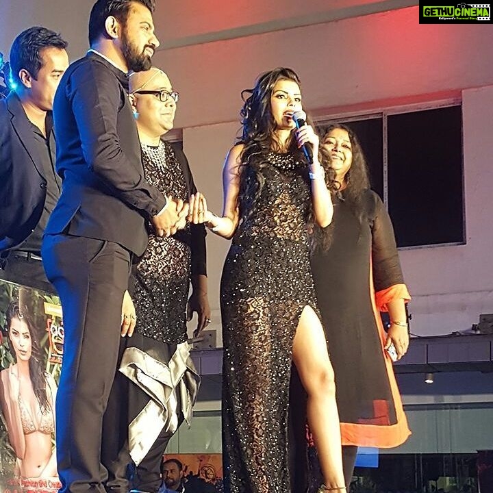 Sonali Raut Instagram - #throwbackthursday #ffacecalender2k17 launch #Throwback #launch #ffacecalender #thailand #kolkatta