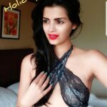 Sonali Raut Instagram - May your holidays be filled with lots of love,happiness n peace!!! #besttimeoftheyear #happyholidays #beautiful #love #blessed #fabolous