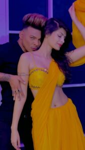 Sonali Raut Instagram - Tip Tip Barsa paani with Super Gorgeous @isonaliraut 😍
.
#feelitreelit #feelkaroreelkaro #trending #tiptipbarsapaani 
.
Location @byou.in