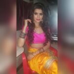Sonali Raut Instagram - Love maharshtrain nauwari saree!!!! #maharashtra #marathi #Mirchi kolhapurchi #bindi #shoot