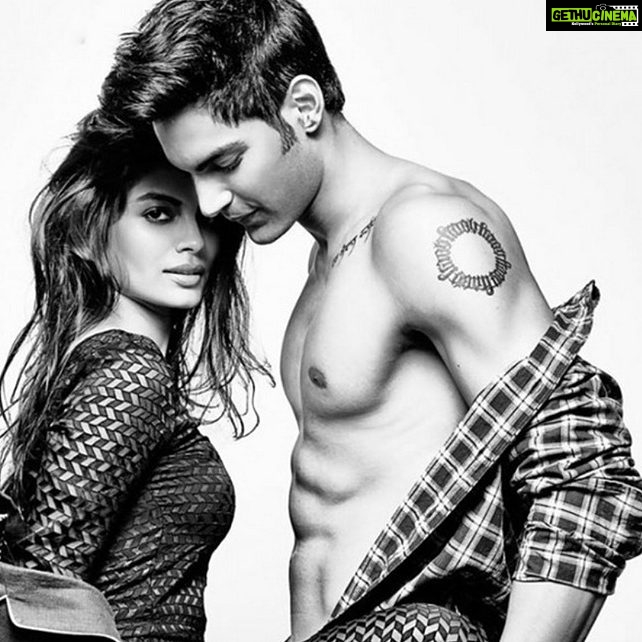 Sonali Raut Instagram - I love the way I look!!!!! #throwbackthursday #shootdiaries #mandate #sexy #girlnboy #fashion
