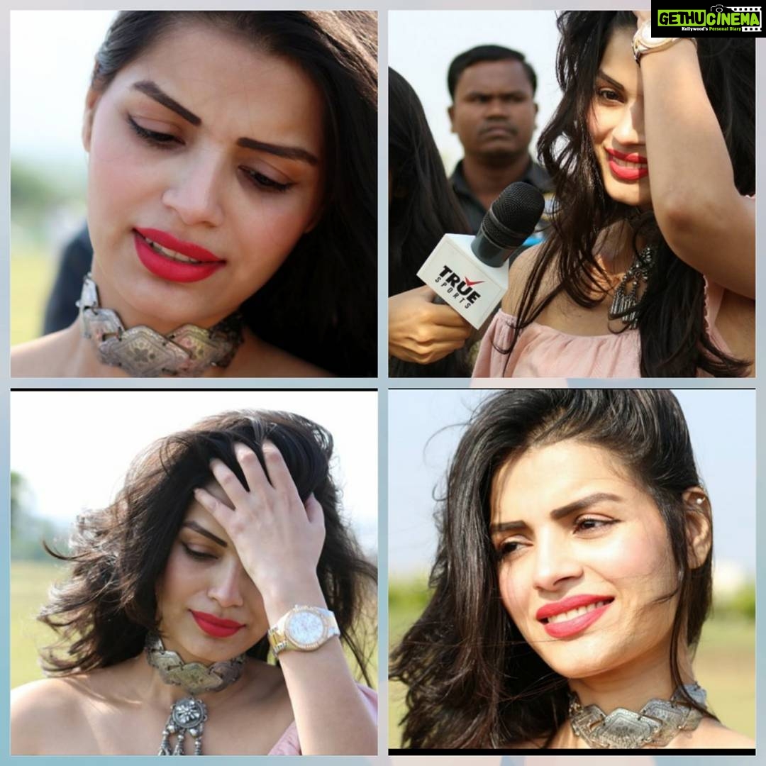 Sonali Raut Instagram - Some close ups from Nashik event. #fun #portrait #closeup #happy