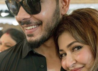 Sonarika Bhadoria Instagram - 3-12-2022♥️♾️✨🧿 My whole heart for my whole life💫 Got myself the gift of a lifetime!🌍 eternally grateful for this blessing🙇🏻‍♀️♥️ Happy Happy Roka Love @vikas__parashar 📸 @israniphotography 🤍