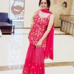 Sonia Agarwal Instagram - #cousinswedding❤️ #weddingseason #familywedding #happiness #love #laughter #punjabisuit #soniaagarwal #sa