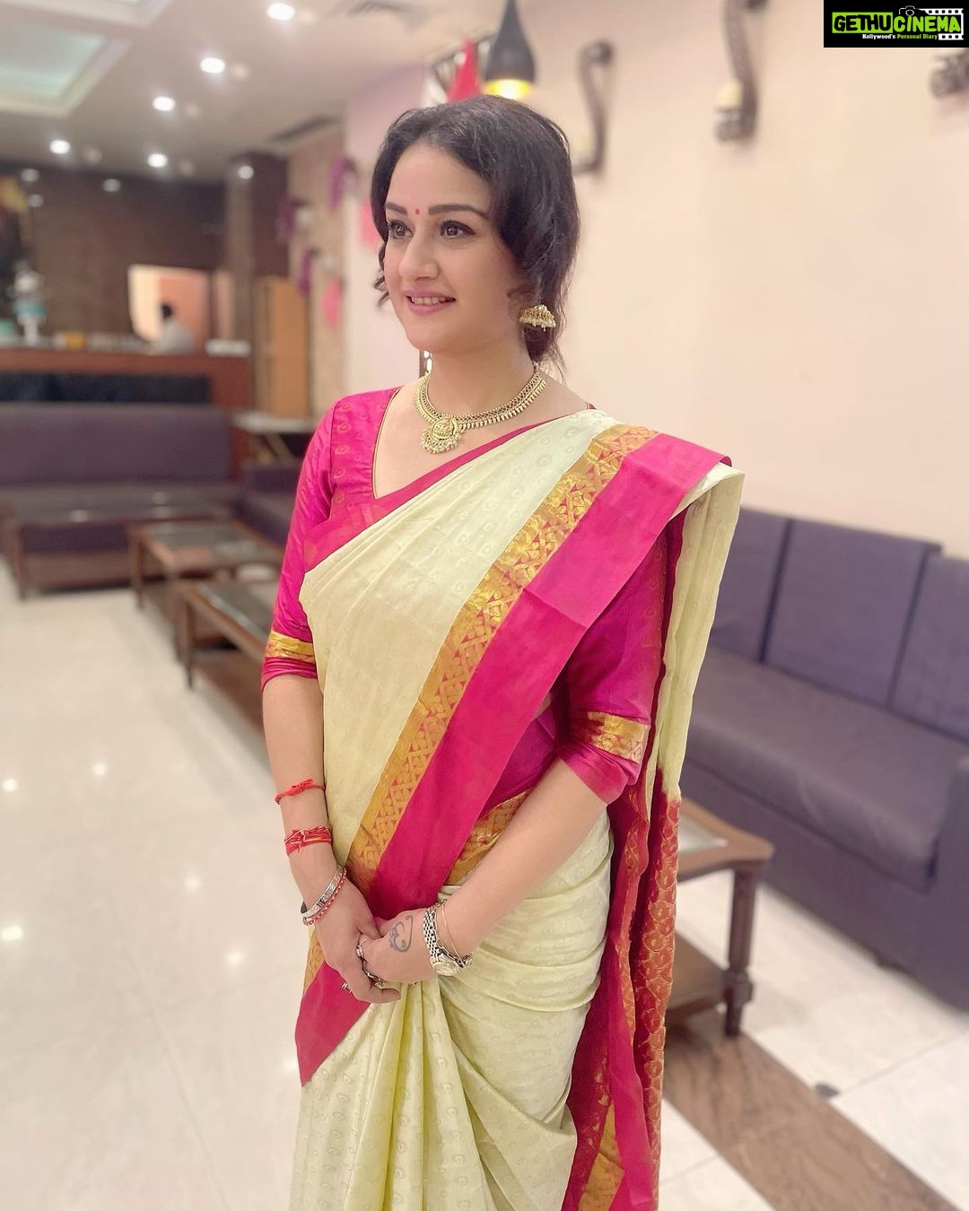 Sonia Agarwal Instagram - #brotherswedding❤️ #veerdaviah #bhaikishaadi😍 #soniaagarwal #punjabiwedding #sa