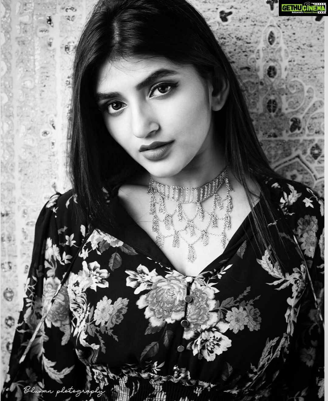Sreeleela Instagram - It’s a secret Can you keep it Swear this one you’ll save Better lock it in your pocket Taking this one to the grave.