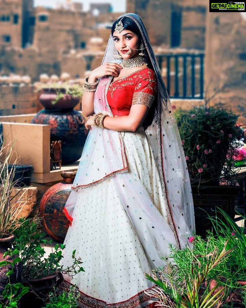 Sreeleela Instagram - BHARAATE 🔱 Shooting starts !!! @bhuvanphotography