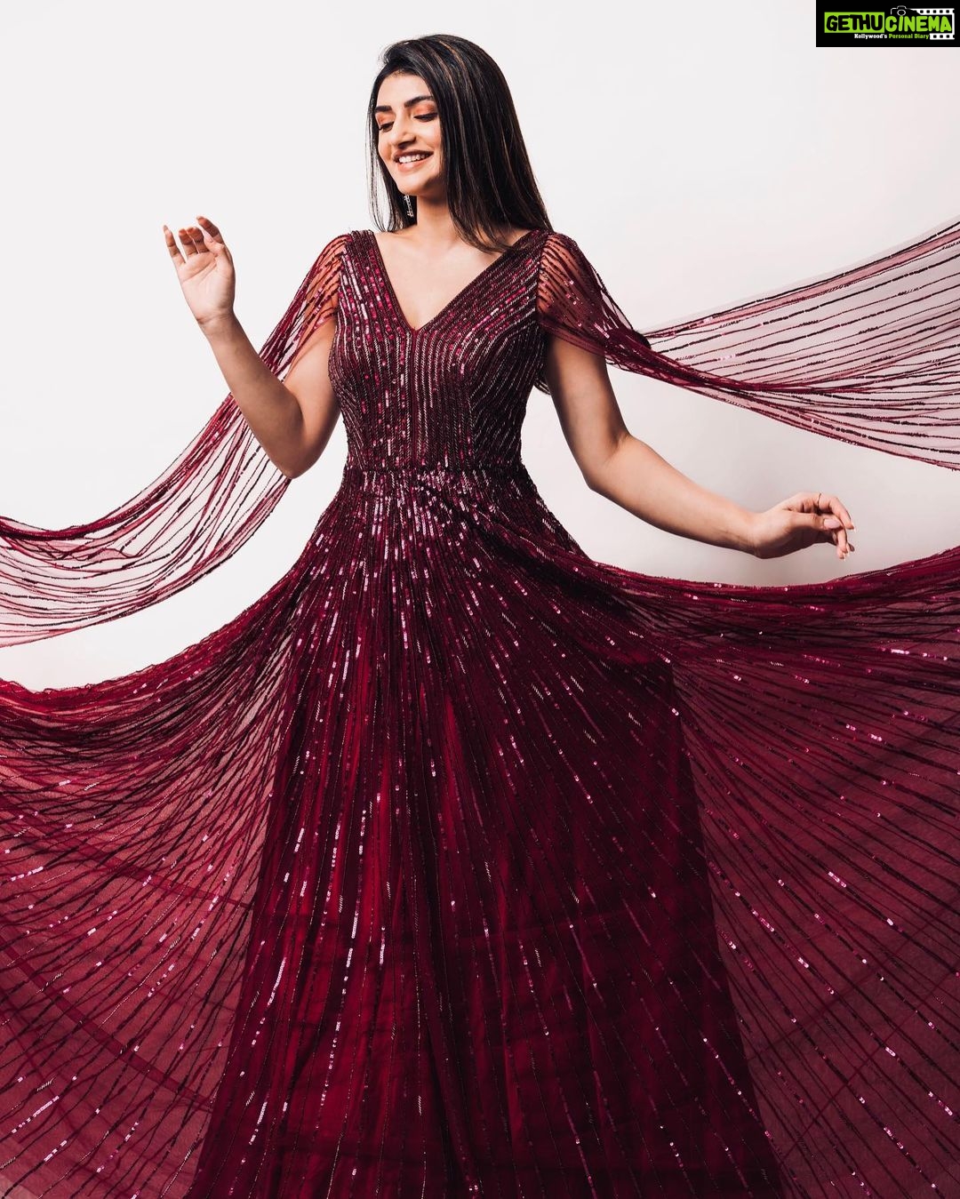 Sreeleela Instagram - Smile through it ✨ . . . . Make and hair for event-@deepikamakeovers & @priyankaarora22 Styled by - @ashwin_ash1 & @hassankhan_3 Outfit - @studiojigarmali Jewellery- @houseofqc Creative director & Photography - @minchubysujaynaidu @sujaynaidu Make up - @makeuphairbyvinyasahippla . Studio - @studiorental_bangalore . @fashionbusinessofficial