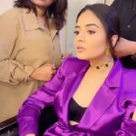 Sreemukhi Instagram - And that’s how we roll 💜📸✨🥰 For @starmaa ASMP! ✨ Styled by @greeshma_krishna.k ✨ #bts #aadivaaramwithstarmaaparivaaram #making #fun