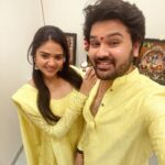 Sreemukhi Instagram - Homeeeee!!!!! ❤️🧿