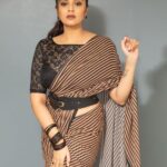 Sreemukhi Instagram - Mr.&Mrs. 🖤 On @etvtelugu2708 @gnapikaentertainments ✨ Outfit @gummadidalashashi.label PC @chinthuu_klicks Makeup- Ramesh Hair @mahi_brand_ #sreemukhi #mr.&mrs #etv #gnapikaentertainments