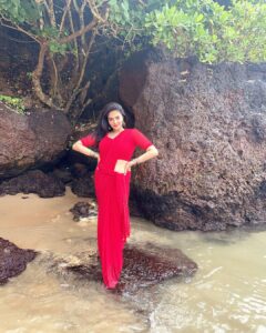 Sreemukhi Instagram - Red HOT! Why NOT?! 😁
Wrapping it up with a saree! 🔥🥰
And this was designed by my dearest @chandrikakancherla in may be 1 hour?!
 I love you @chandrikakancherla 🥰😘

PS- This trip is very close to my heart!❤️🧿

#sreemukhi #redhotwhynot #colagoa #vacation