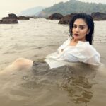 Sreemukhi Instagram - Just peace! 🥰 #sreemukhi #colagoa #vacation Cola Goa Beach Resort