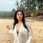 Sreemukhi Instagram - Just peace! 🥰 #sreemukhi #colagoa #vacation Cola Goa Beach Resort