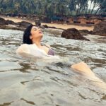 Sreemukhi Instagram – Just peace! 🥰

#sreemukhi #colagoa #vacation Cola Goa Beach Resort