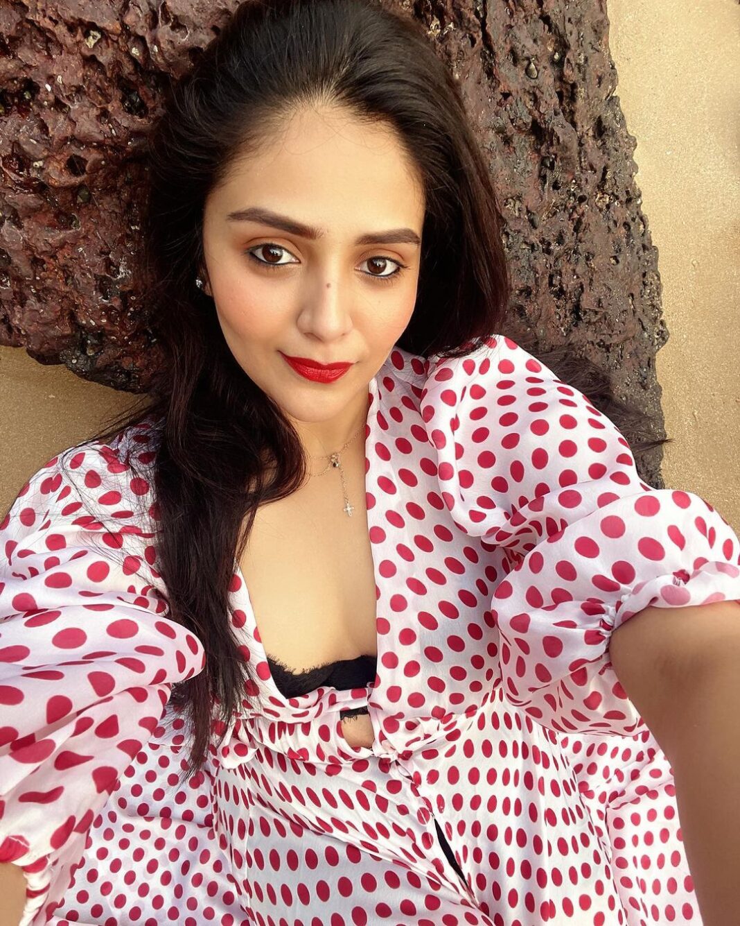 Sreemukhi Instagram - Polka dot or Polka hot?! 😝🔥 #sreemukhi #holiday #beachplease Cola Goa Beach Resort