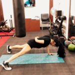 Sriya Reddy Instagram - Trying the one hand push up ! Long way to go