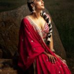 Sriya Reddy Instagram – With 24 hours of no sleep , only person who can shoot me and take my nonsense and make me look presentable is @soondah_wamu !