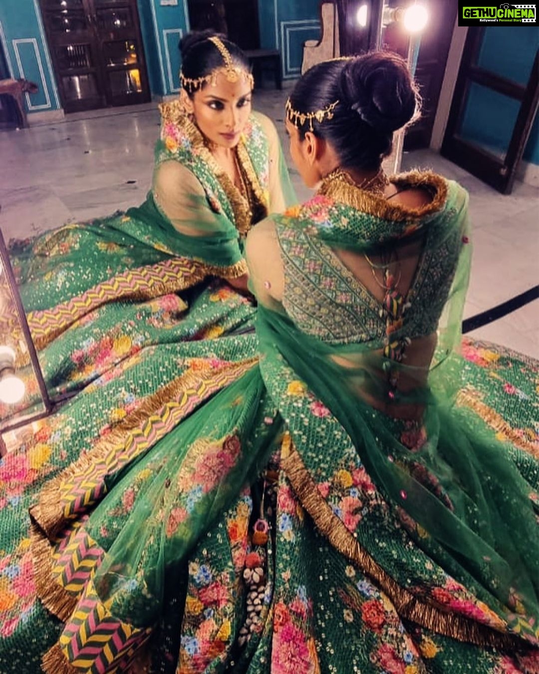 Sriya Reddy Instagram - Channelling a vibe … called self love ! If you don’t love yourself first , nobody is gonna ! Caputured by @rachelstylesmith