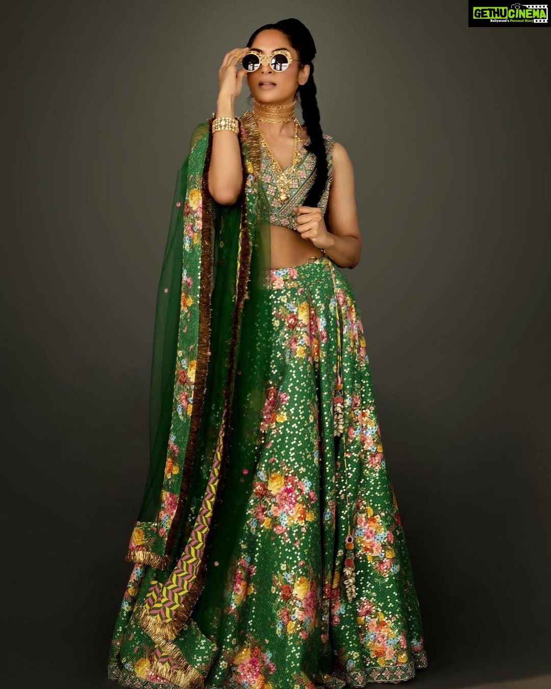 Sriya Reddy Instagram - 📸 @soondah_wamu 👗: @toraniofficial Stylist : @jukalker Make up : @prakatwork Hair : @esy_hmangaihzuali Jewellery @kavyapotluriofficial