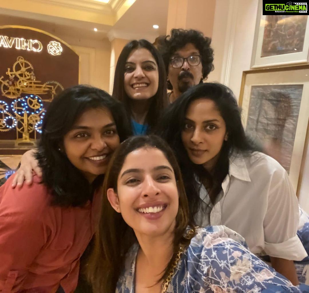 Sriya Reddy Instagram - We don’t meet people by chance , they are meant to cross our path for a reason ! I Call them my Amazon sweetheart , poodle , daddy , guha darling … I’m aghast at the names I come up with 🤣❤️