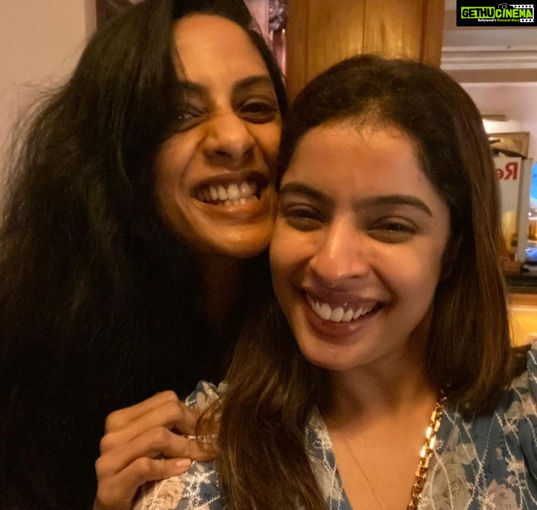 Sriya Reddy Instagram - We don’t meet people by chance , they are meant to cross our path for a reason ! I Call them my Amazon sweetheart , poodle , daddy , guha darling … I’m aghast at the names I come up with 🤣❤️