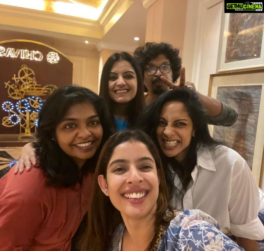 Sriya Reddy Instagram - We don’t meet people by chance , they are meant to cross our path for a reason ! I Call them my Amazon sweetheart , poodle , daddy , guha darling … I’m aghast at the names I come up with 🤣❤️