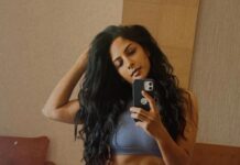 Sriya Reddy Instagram - “ Show up ,show up ,show up after a while , the muse shows up, too “ - #getitdone my way of preparing myself for a role !