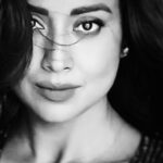 Sunder Ramu Instagram - #shotoniphone @shriya_saran1109 #sunderphotography @sunderramu #shriyasaran #actor #actress #films #portrait