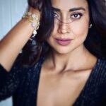 Sunder Ramu Instagram - #shotoniphone @shriya_saran1109 #sunderphotography @sunderramu #shriyasaran #actor #actress #films #portrait